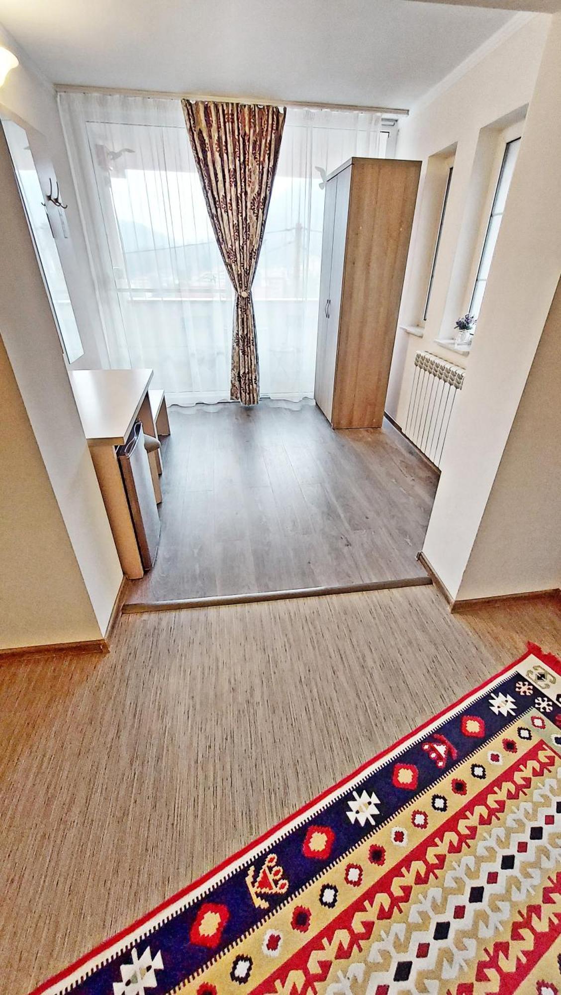 Отель Casa Giulia Бэи­ле-Олэ­неш­ти Экстерьер фото