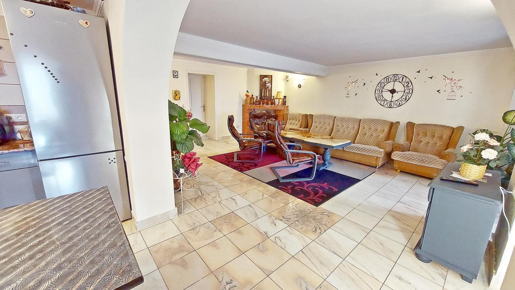 Отель Casa Giulia Бэи­ле-Олэ­неш­ти Экстерьер фото